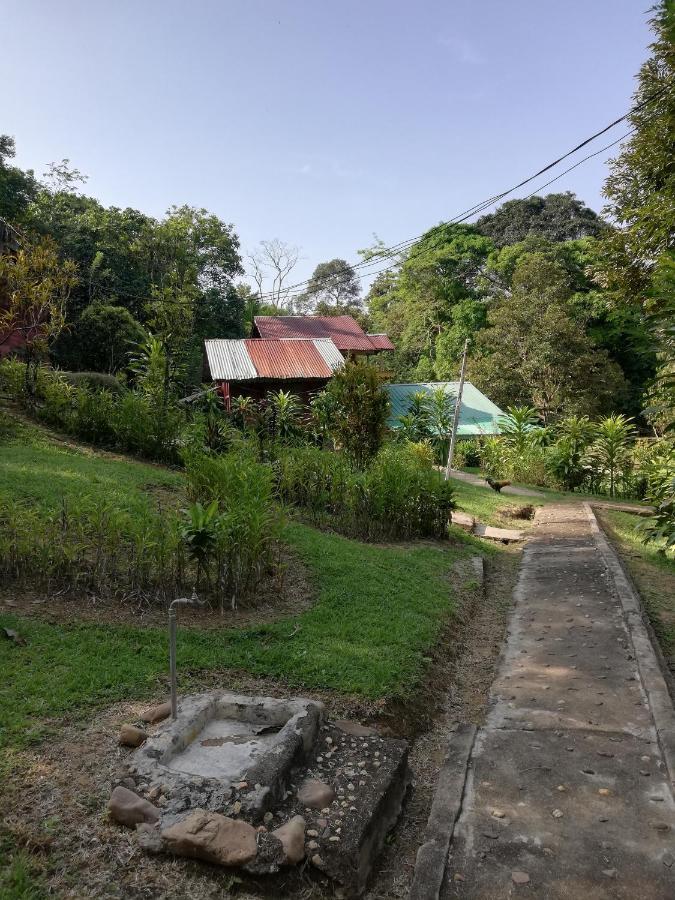 Durian Chalet 쿠알라타한 외부 사진