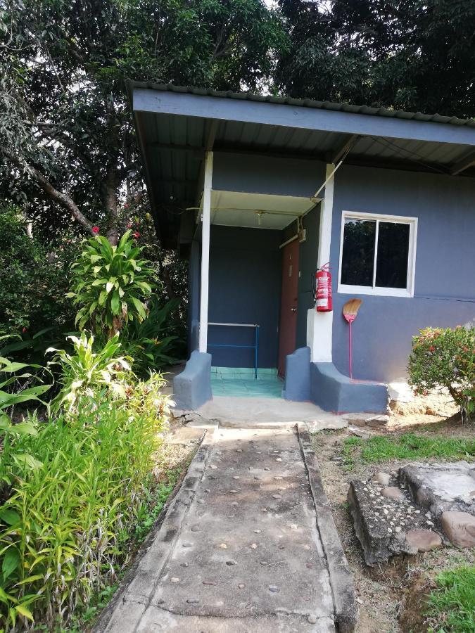 Durian Chalet 쿠알라타한 객실 사진
